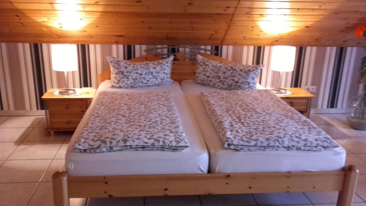 Gaestehaus Moselblick Trittenheim Luaran gambar