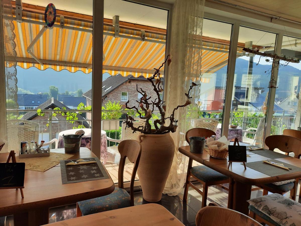 Gaestehaus Moselblick Trittenheim Luaran gambar