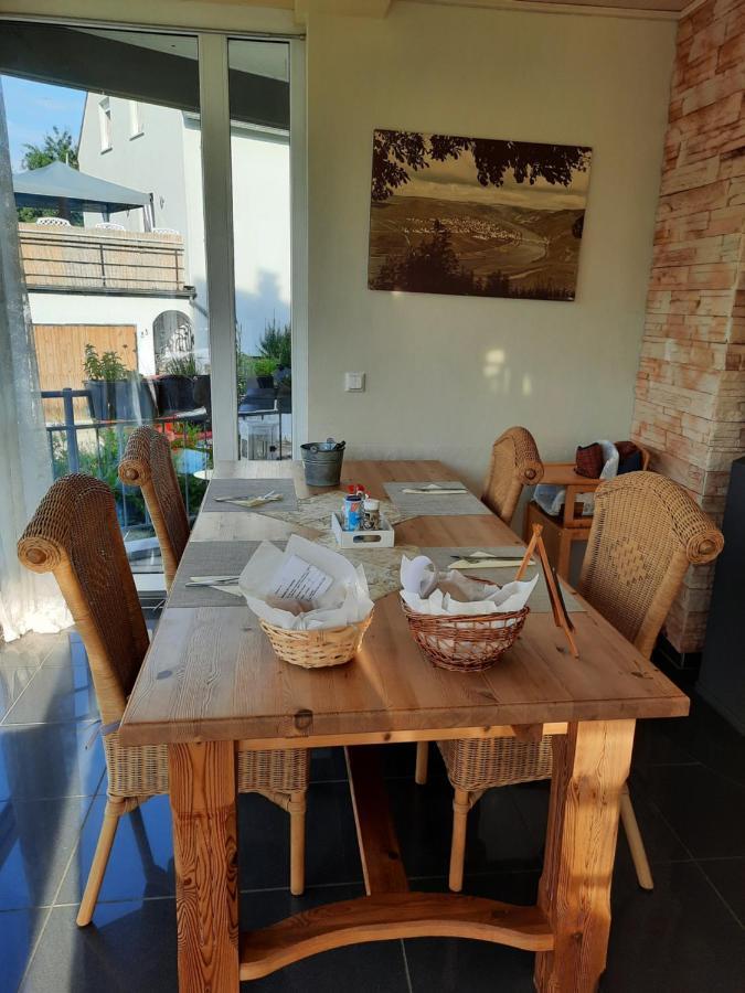 Gaestehaus Moselblick Trittenheim Luaran gambar